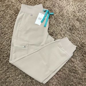 Figs Boulder XS zamora petite NWT